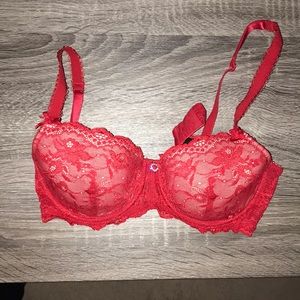 Frederick’s of Hollywood Bra size 36C